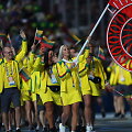 Lietuvos sportininkai su vėliavne&scaron;e Liveta Jasiūnaite
