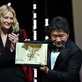 Hirokazu Kore-eda ir Cate Blanchett
