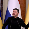 Volodymyras Zelenskis / SERGEI SUPINSKY / AFP