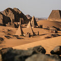 Kušo imperijos pietinės sostinės Merojės liekanos ir griuvėsiai, Sudanas, Afrika 