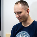Benas Mikutavičius atvežtas į teismą