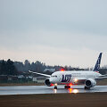 Vilniuje nusileido &bdquo;Boeing&ldquo; atskridęs tiesiai i&scaron; Japonijos
