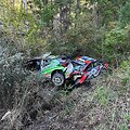 Nuotrauka i&scaron; Otto Tanako avarijos vietos. WRC organizatorių &bdquo;facebook&ldquo; tinkle pasidalinti nuotr.
