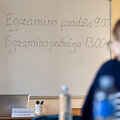 Vilniaus Antakalnio gimnazijoje laikomas lietuvių kalbos ir literatūros brandos egzaminas