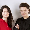 &bdquo;Mindletic&ldquo; įkūrėja Ieva Vaitkevičiūtė de&scaron;inėje, partnerė Ieva &Scaron;apalaitė kairėje