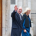 Britų karalius Karolis III paleika ligoninę