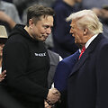 Elonas Muskas, Donaldas Trumpas