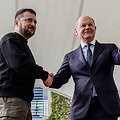 Ukrainos lyderis Volodymyras Zelenskis ir Vokietijos kancleris Olafas Scholzas