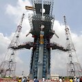 Indijos gamybos raketa su kosminiu aparatu &bdquo;Chandrayaan-1&ldquo; turi startuoti trečiadienį.