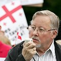 Europarlamentaras Vytautas Landsbergis taip pat palaiko piketo akciją prie&scaron; Rusiją.