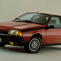 Renault Fuego Turbo. Geltoni žibintai tuo metu Prancūzijoje buvo privalomi. (Furtivoman, Wikimedia (CC BY-SA 4.0)