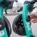 Spynos mechanizmai ant &bdquo;Bolt&ldquo; paspirtukų. &bdquo;Bolt&ldquo; nuotrauka