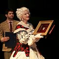 Penktadienį Klaipėdoje stilizuotomis kaukėmis apdovanoti teatralai.