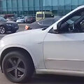 Jaunuoliai BMW vairuotojai neleido vykti dviračių taku