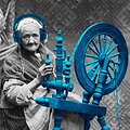 Muzikai suskambėti padės verpimo rateliai.