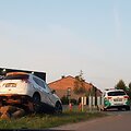 Ant akmenų užlėkęs &bdquo;Nissan&ldquo;
