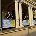 Apie artėjančią knygų mugę prane&scaron;ė teatro aktoriai.