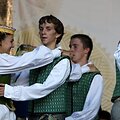 Savaitgalį Vilniuje, Gedimino prospekte, vyko pirmoji Tautų mugė. Joje buvo pristatomas Lietuvoje gyvenančių tautų kultūrinis paveldas.