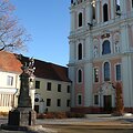 &bdquo;Kotrynos vyninė&ldquo; įsikūrusi prie &Scaron;v.Kotrynos bažnyčios prisiglaudusiame pastate.