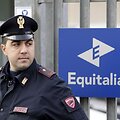 Visuomenės pyktis prie&scaron; &bdquo;Equitalia&ldquo; vis stiprėja