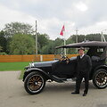 R.Kardelis ir 1922 m. gamybos &bdquo;Dodge Brothers&ldquo;, kuriam pirmajam Lietuvoje buvo suteiktas istorinio automobilio statusas.