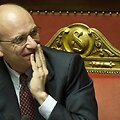 E.Letta užsikrovė ant pečių sunkią na&scaron;tą &ndash; suvaldyti į krizę grimztančią Italiją.