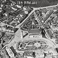Vilniaus katedra ir katedros aik&scaron;tė. Fotografuota i&scaron; lėktuvo. 1917 m. balandžio 19 d.
