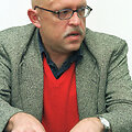 &bdquo;Mano reikalavimai literatūrai tokie dideli, sietas toks tankus, kad pro jį beveik niekas negali prasiskverbti į literatūrinę sritį. Fakti&scaron;kai ir a&scaron; pats&ldquo;, &ndash; yra sakęs S.T.Kondrotas. 