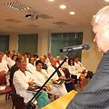 Su ligoninių medikais susitikęs V.Grubliauskas ragina juos i&scaron;sikalbėti, tačiau &scaron;ie atvirai prabilti nedrįsta. 