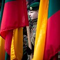 &Scaron;auliai Vilniaus S.Daukanto aik&scaron;tėje per vėliavų pakėlimo ceremoniją