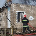&Scaron;alčininkų rajone, Krakūnų kaime kilęs gaisras sunaikino apie 20 pastatų