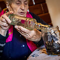 Sudžiovintos &scaron;mar&scaron;kos užpilamos degtine ir palaikomos 