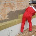 Paroc Linio 80 klijuojama pilna plok&scaron;tuma, todėl ji pilnai priglunda prie &scaron;iltinamo pavir&scaron;iaus ir nesusidaro jokių papildomų oro ertmių.