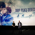 &bdquo;Tarp pilkų debesų&ldquo; premjeros akimirka