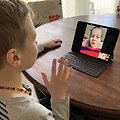 Naudojadamiesi &bdquo;iPad&ldquo; mokiniai gali tobulinti savo vaizduotę ir lavinti kūrybi&scaron;kumą
