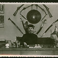 Hadži Seraja Chanas &Scaron;ap&scaron;alas savo kabinete iki 1951 m.