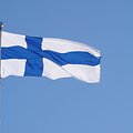 Suomijos vėliava plazda prie miesto rotu&scaron;ės / TOM LITTLE / REUTERS
