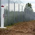 Latvių pasieniečiai &scaron;iemet nelegaliai kirsti sienos i&scaron; Baltarusijos neleido 3 042 asmenims / INTS KALNINS / REUTERS