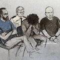 Prie&scaron; JK teismą stojo 17-metis / Elizabeth Cook / AP