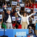 Įsibėgėja K. Harris ir T. Walzo rinkimų kampanija: &bdquo;Mes esame džiaugsmingi kovotojai&ldquo; / Rebecca Cook / REUTERS