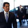 ISSEI KATO / REUTERS