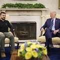 Ukrainos prezidentas Volodymyras Zelenskis ir jo kolega i&scaron; JAV Joe Bidenas / Presidential Office of Ukraine / picture alliance / SvenSimon-ThePresidentialOfficeU