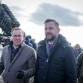 Vokietijos gynybos ministras Borisas Pistorius su Lenkijos vicepremjeru Wladyslawu Kosiniaku-Kamyszu  / Kay Nietfeld / dpa/picture-alliance
