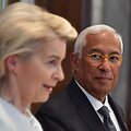  Ursula von der Leyen ir Antonio Costa / VYACHESLAV OSELEDKO / AFP