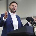 J. D. Vance'as / Frank Augstein / AP