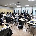 Mokiniai laiko egzaminą vienoje i&scaron; Pietų Korėjos mokyklų / Chung Sung-Jun / AP