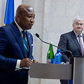 Samuelis Okudzeto Ablakawa Ukrainoje / TETIANA DZHAFAROVA / AFP