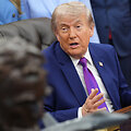 / AP