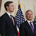 J. Kushneris ir S. Witkoffas / JACQUELYN MARTIN / AFP