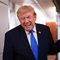AARON SCHWARTZ / AFP